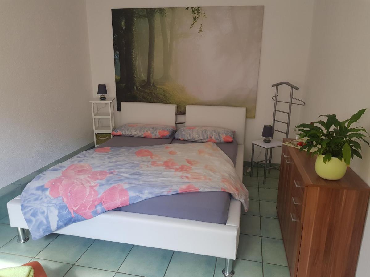 Ferienwohnung Burgenblick ターレ エクステリア 写真