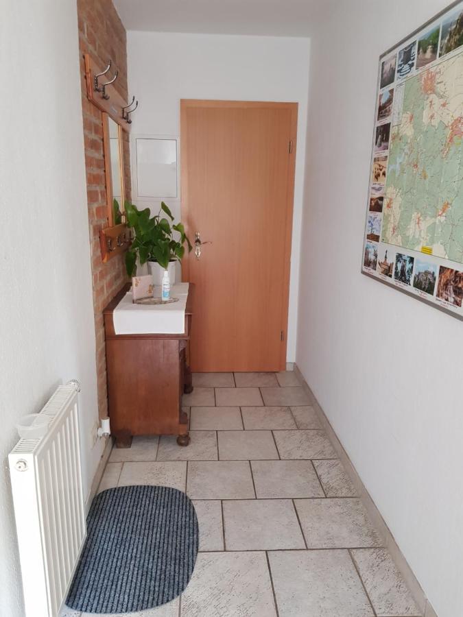 Ferienwohnung Burgenblick ターレ エクステリア 写真